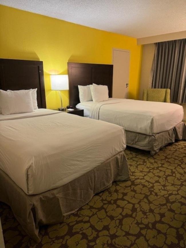 Hotel Ramada Plaza By Wyndham Charlotte South End Airport Exteriér fotografie