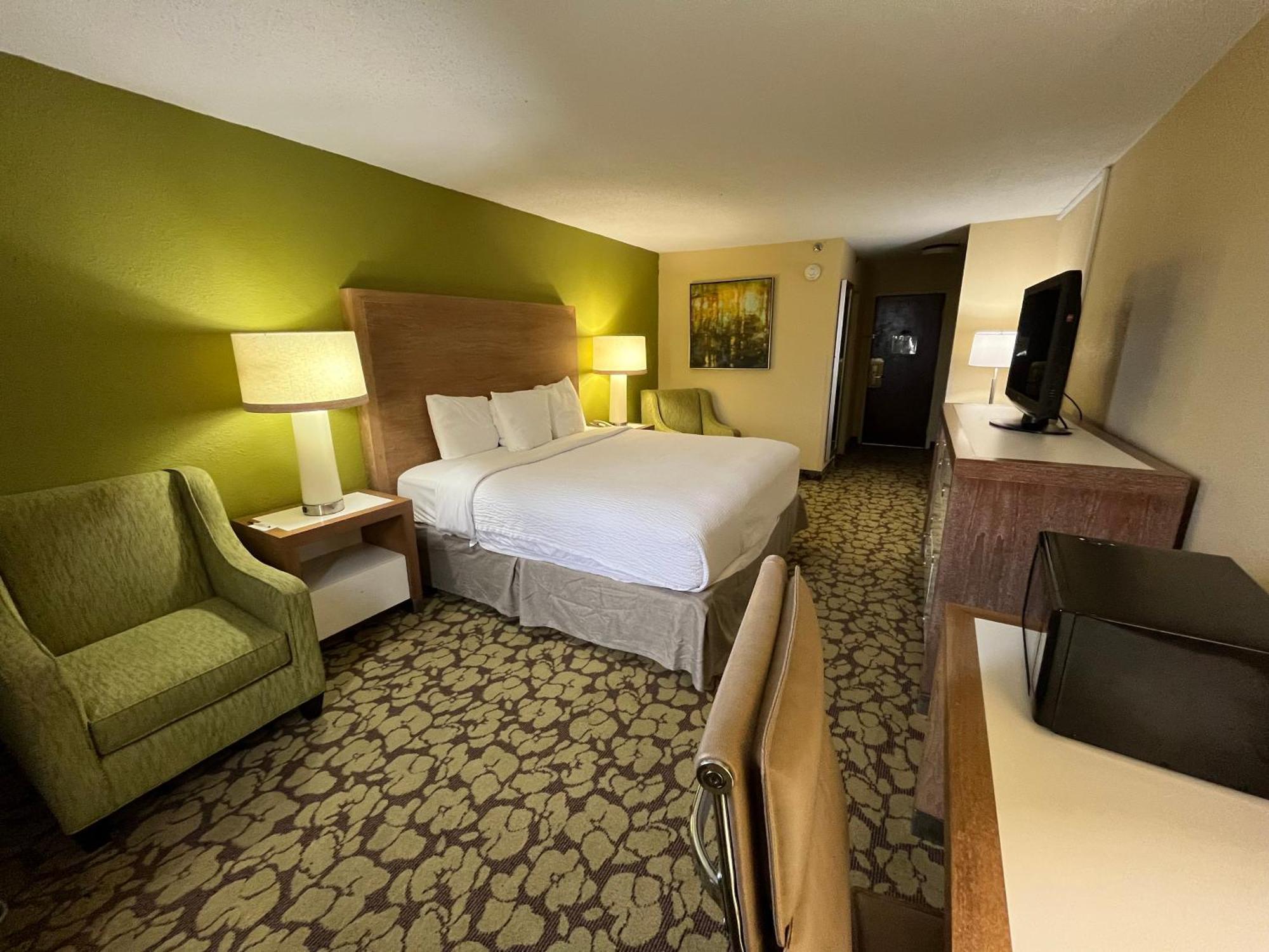 Hotel Ramada Plaza By Wyndham Charlotte South End Airport Exteriér fotografie