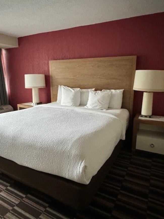 Hotel Ramada Plaza By Wyndham Charlotte South End Airport Exteriér fotografie